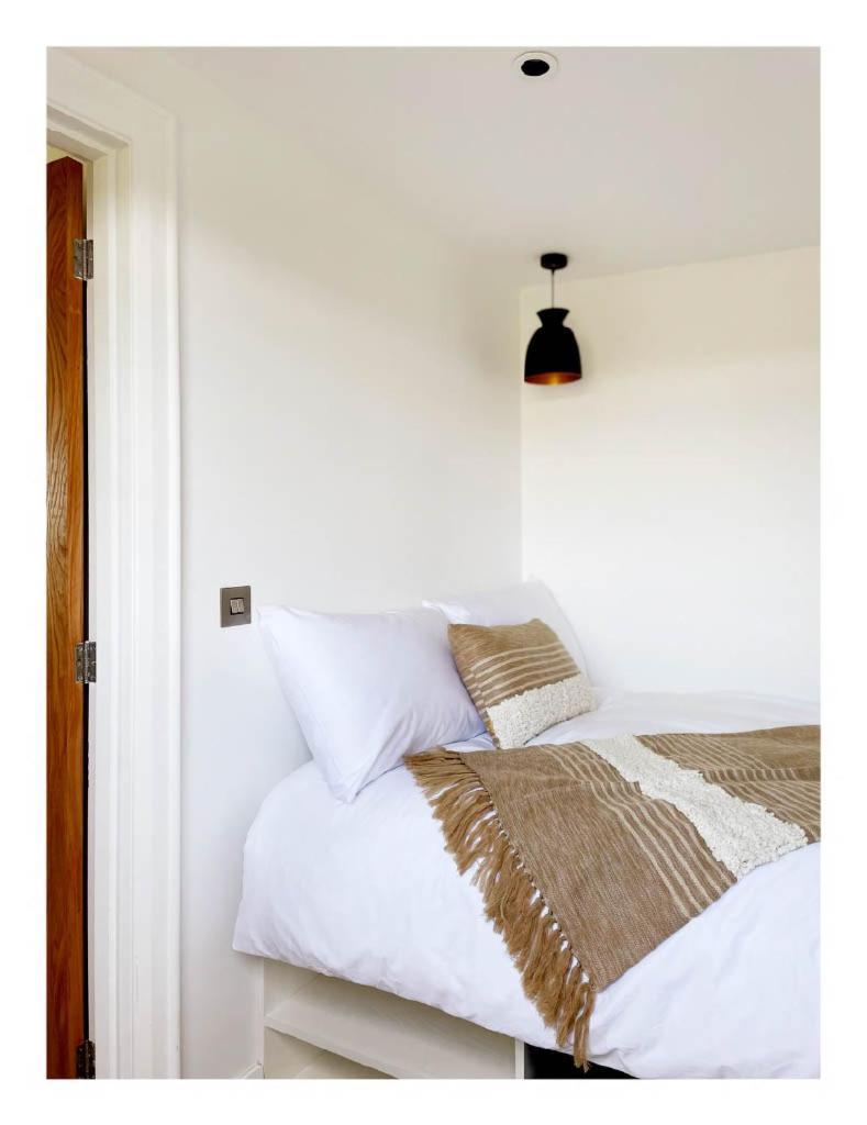 Luxury 2 Bedroom Glamping Pod With Hot Tub At Aganmore Farm Glamping - Pod 2 *