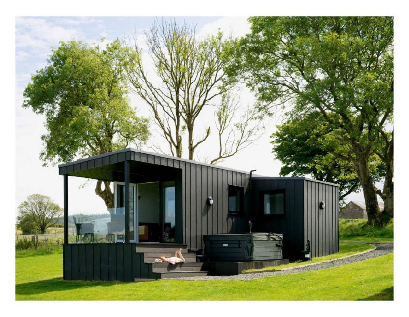 Luxury 2 Bedroom Glamping Pod With Hot Tub At Aganmore Farm Glamping - Pod 2